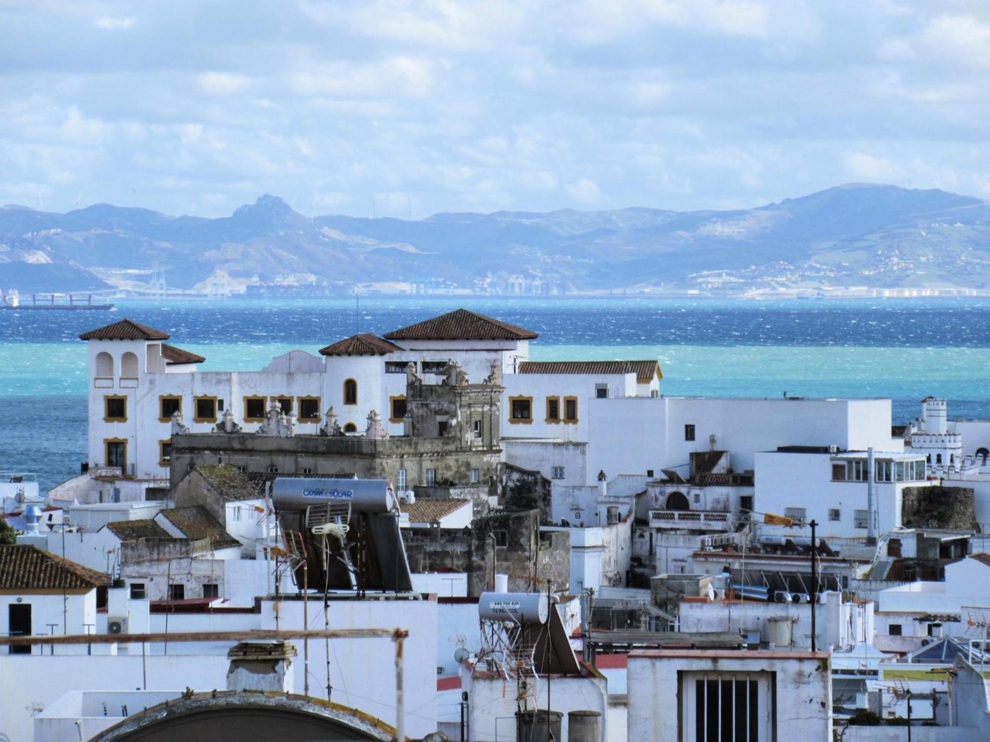 Apartamento Vistas Puerta Jerez タリファ エクステリア 写真